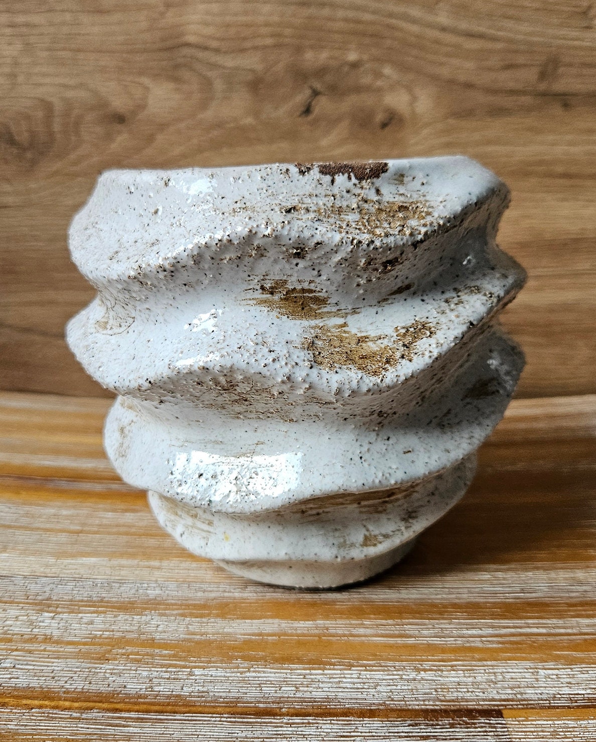 Lovely Small Wavy Ceramic Plant Pot