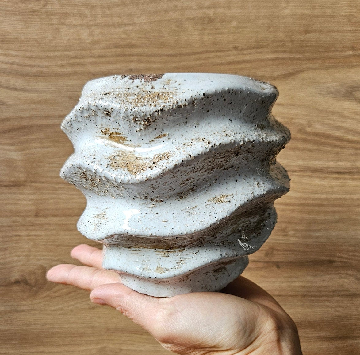 Lovely Small Wavy Ceramic Plant Pot