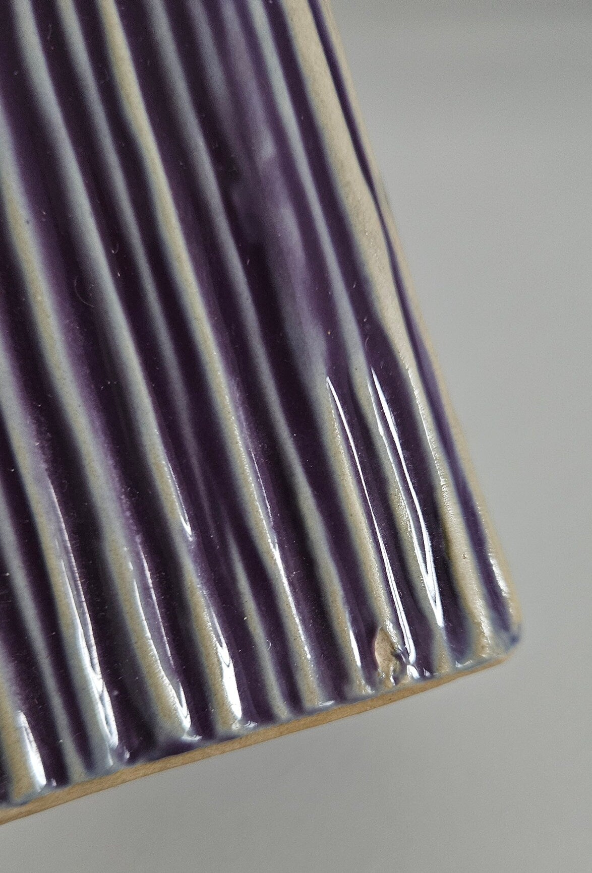 Retro Purple & Beige Stripe Design Ceramic Vase With Ribbed Texture