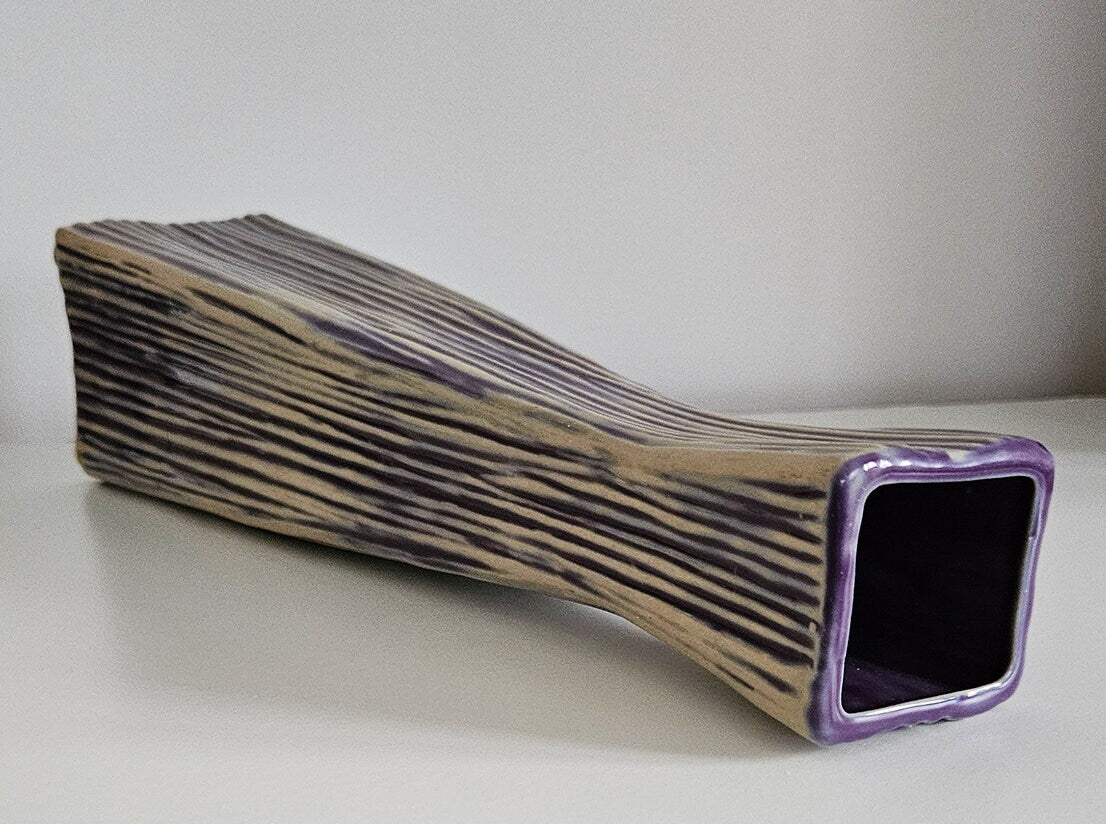 Retro Purple & Beige Stripe Design Ceramic Vase With Ribbed Texture