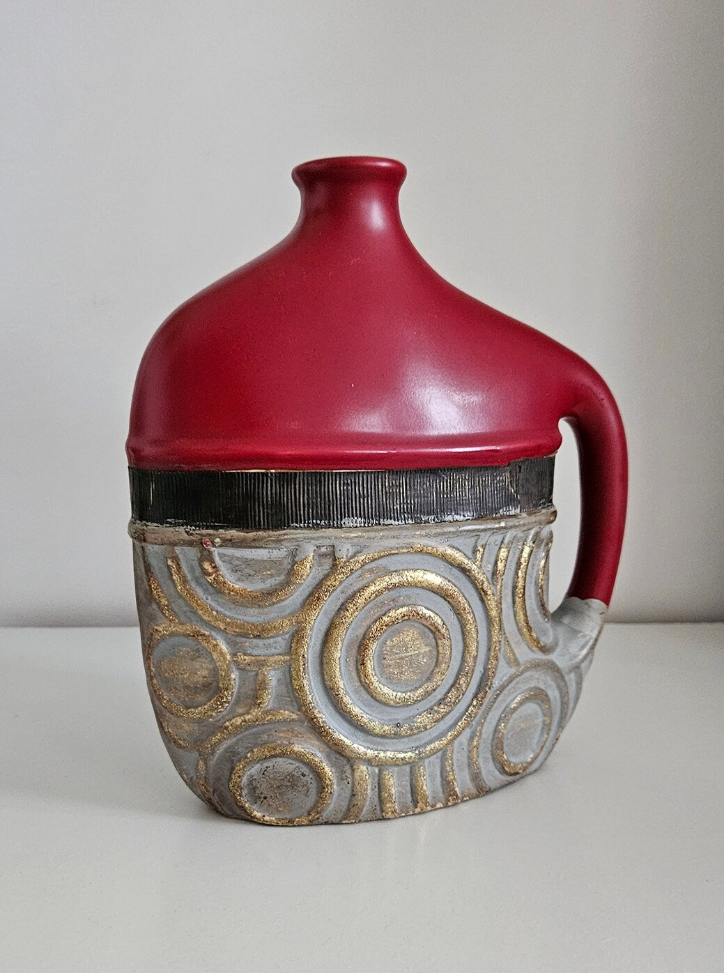 Retro Decorative Ceramic Vase With Handle