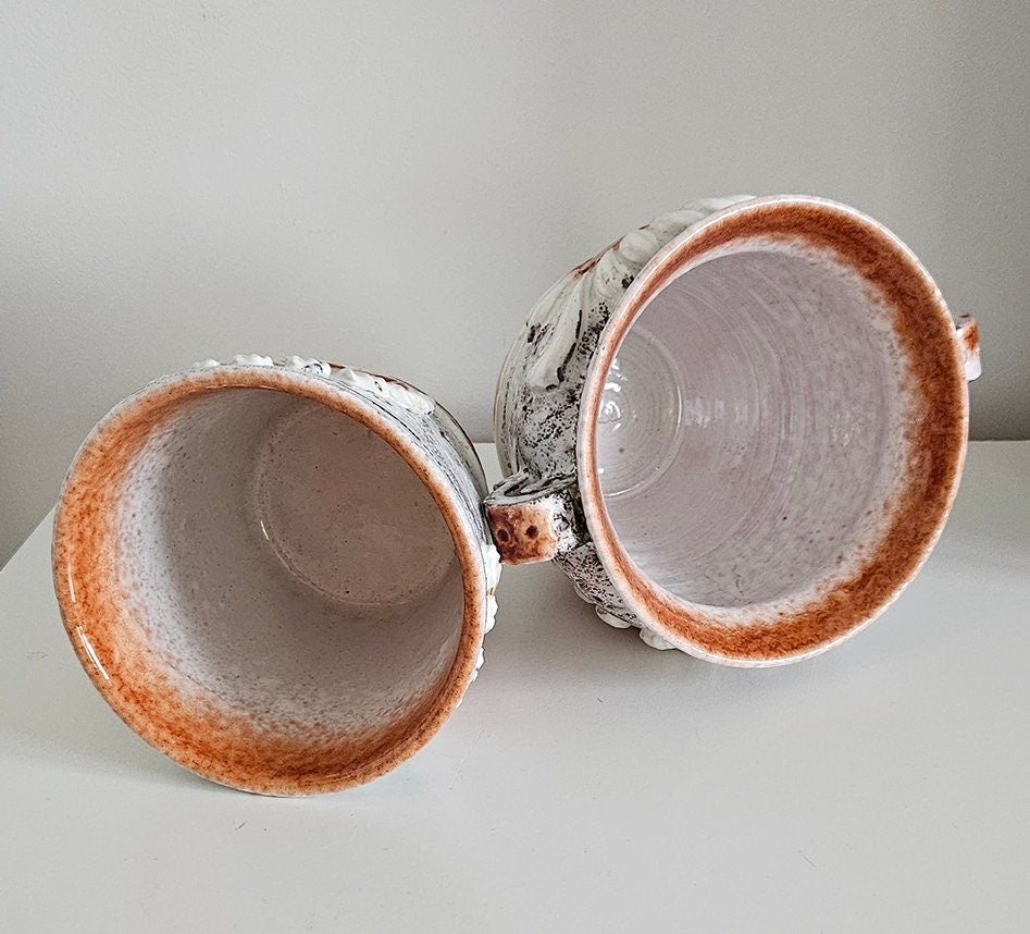 Pair Of Mid-Century Italian Fratelli Fanciullacci Acanthus Leaf Ceramic Planters