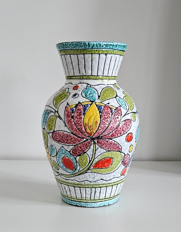Mid-Century Fratelli Fanciullacci Italian Art Pottery Vase