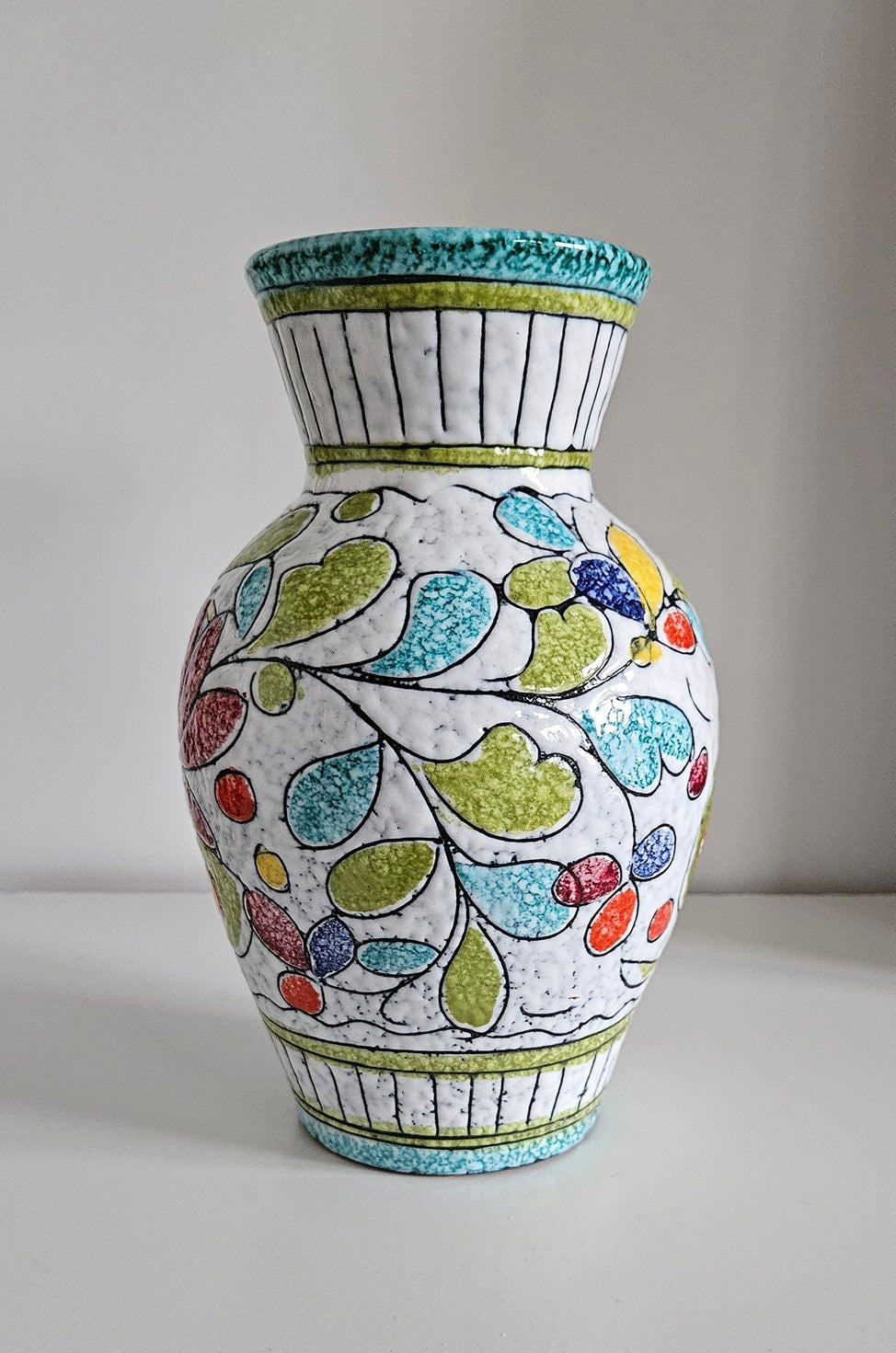 Mid-Century Fratelli Fanciullacci Italian Art Pottery Vase