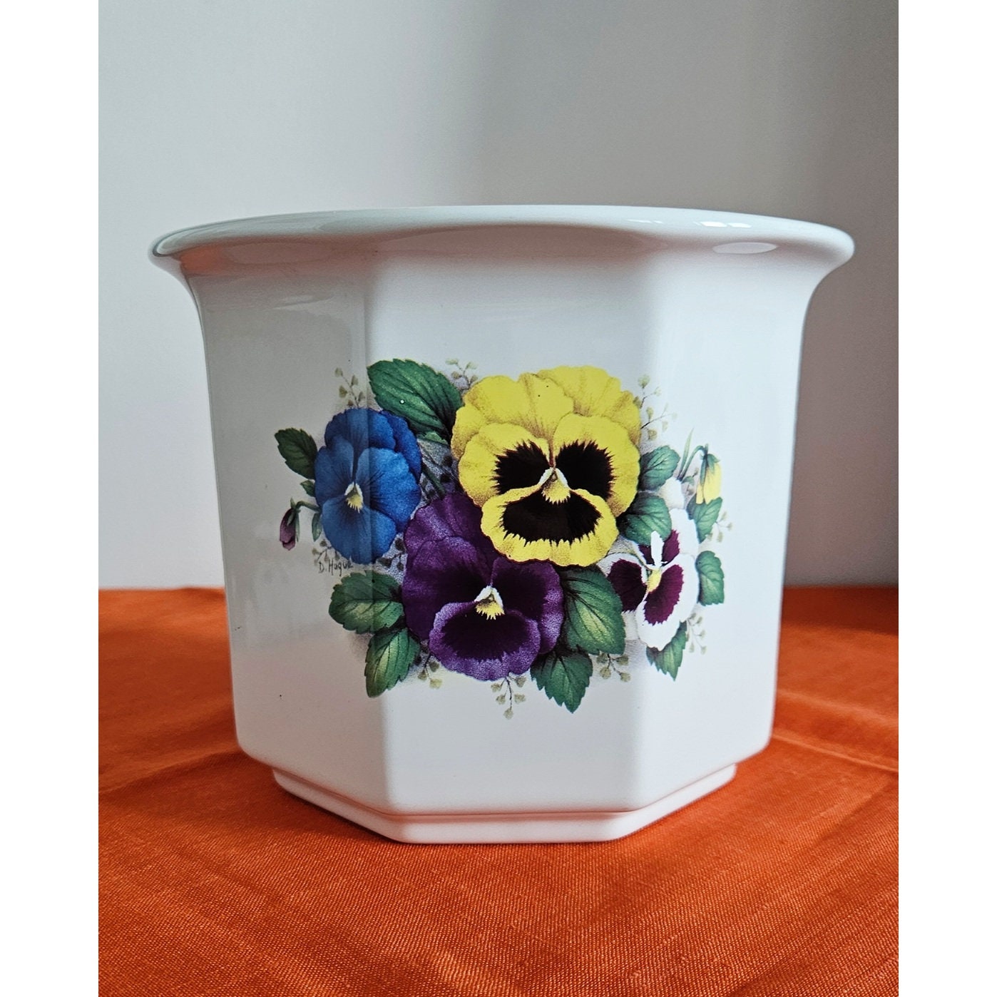 Vintage Pansy Design Plant Pot/Planter