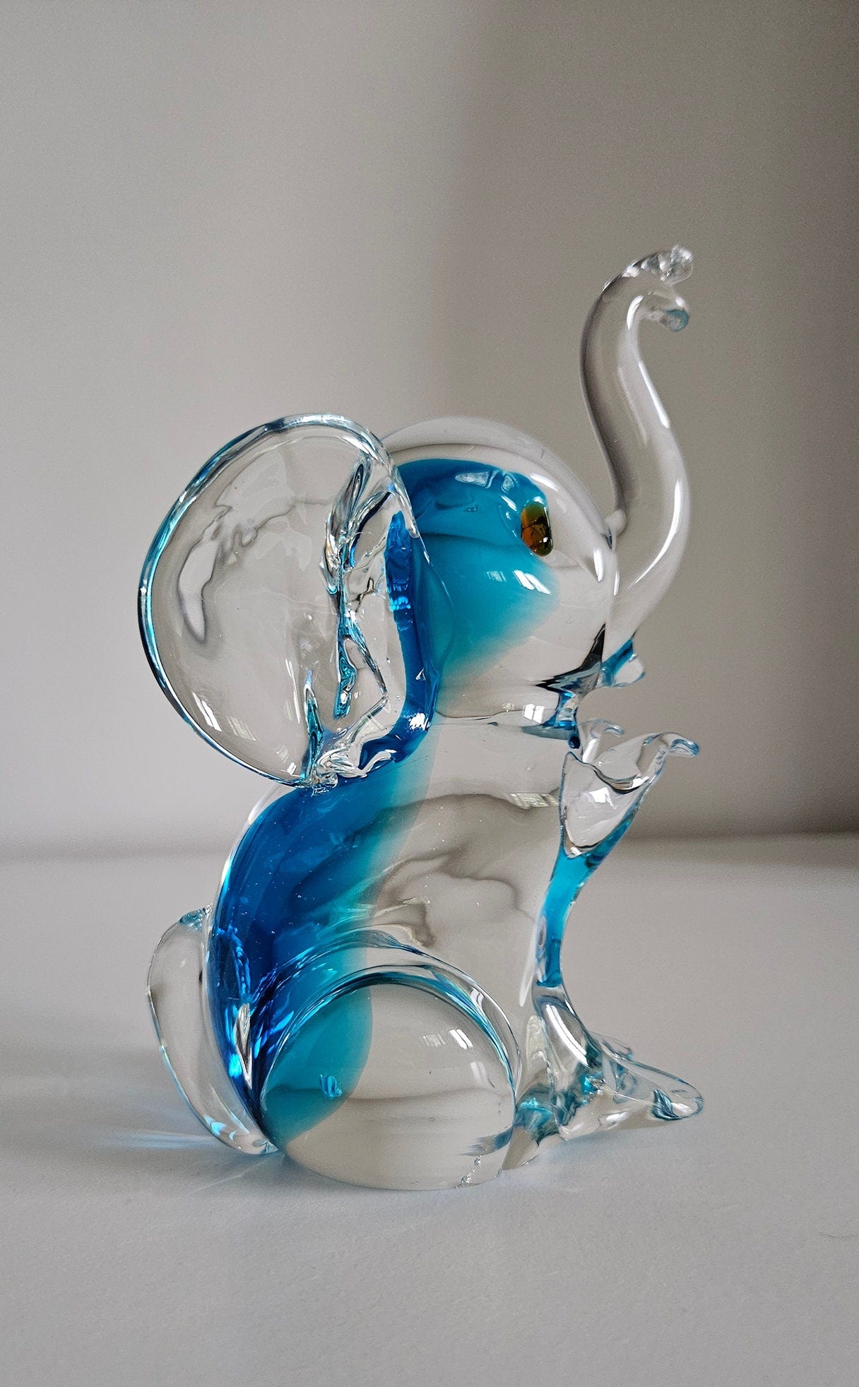 Vintage Art Glass Elephant Figurine
