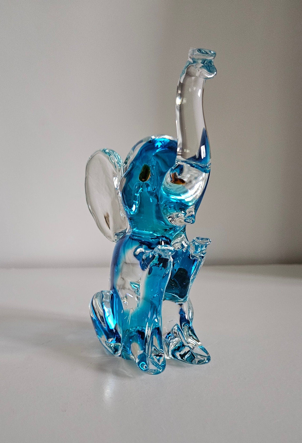 Vintage Art Glass Elephant Figurine