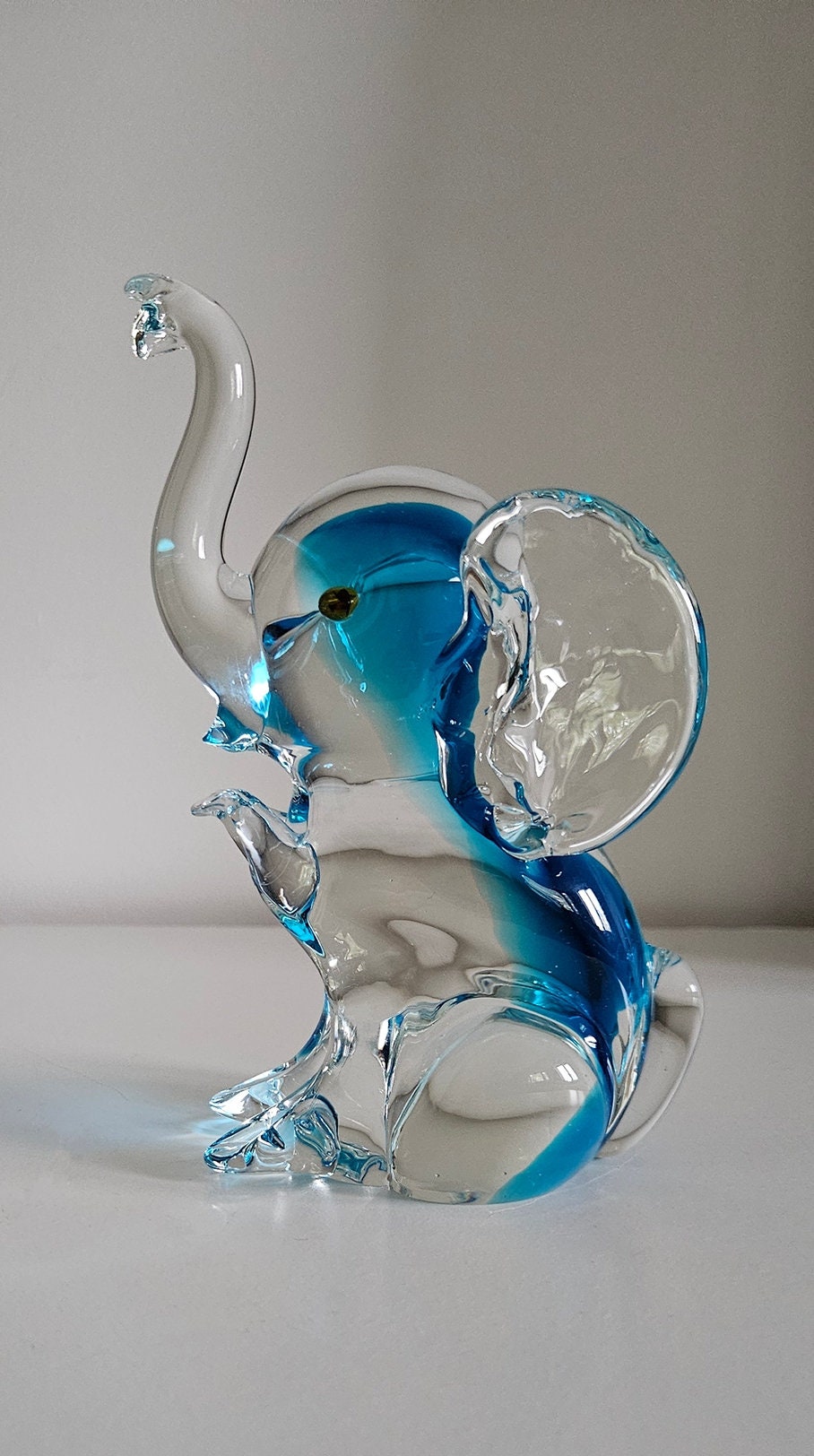 Vintage Art Glass Elephant Figurine