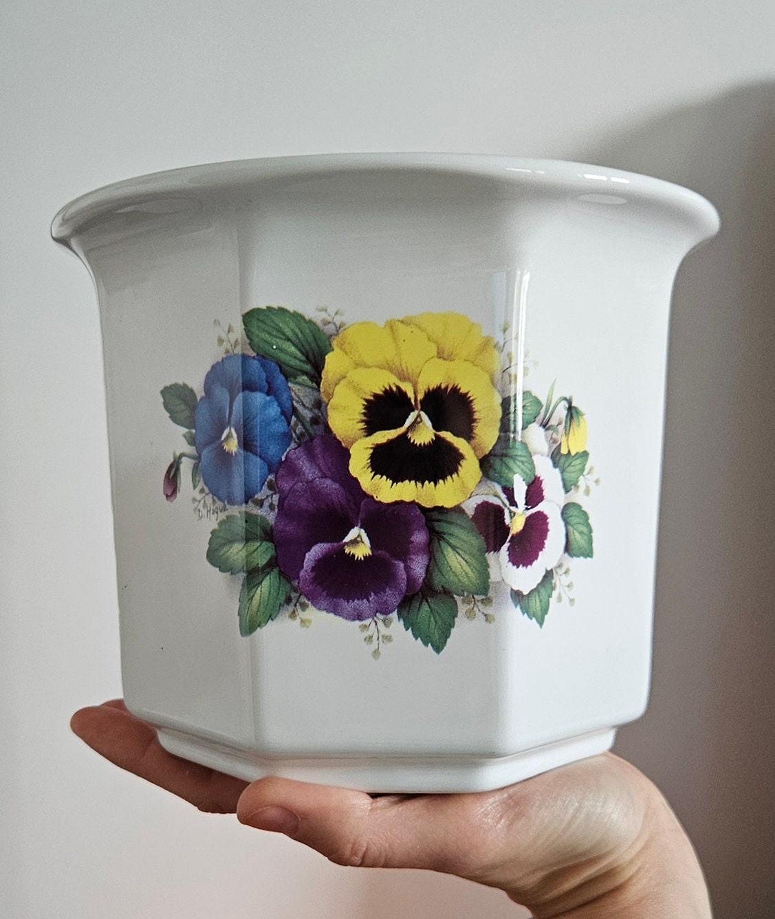 Vintage Pansy Design Plant Pot/Planter