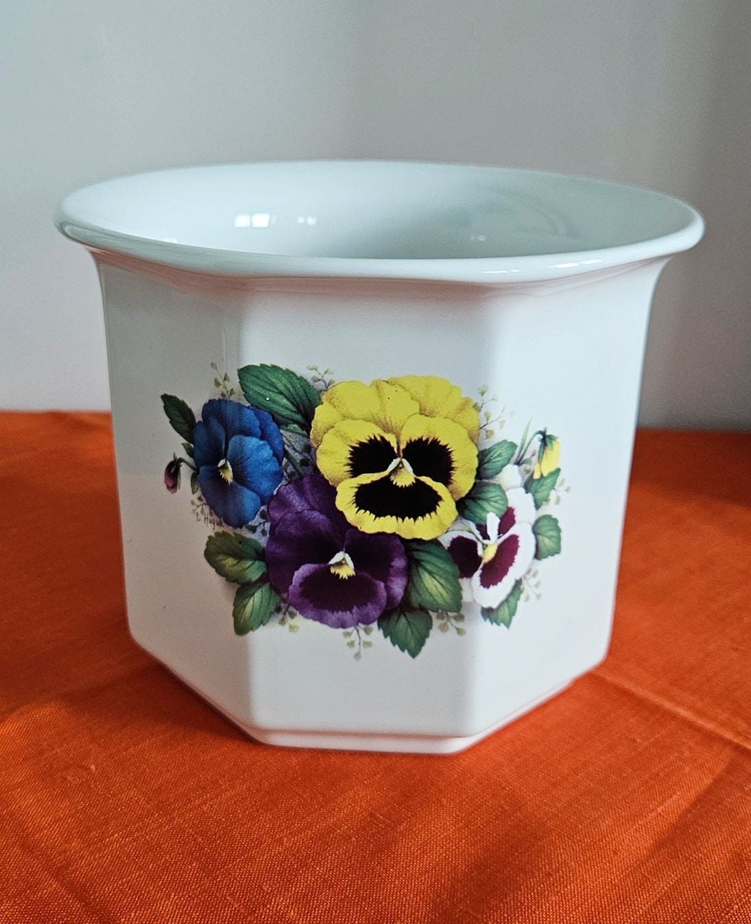Vintage Pansy Design Plant Pot/Planter