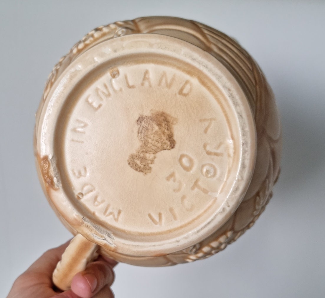 Vintage Art Deco Arthur Wood Victory Pattern Jug