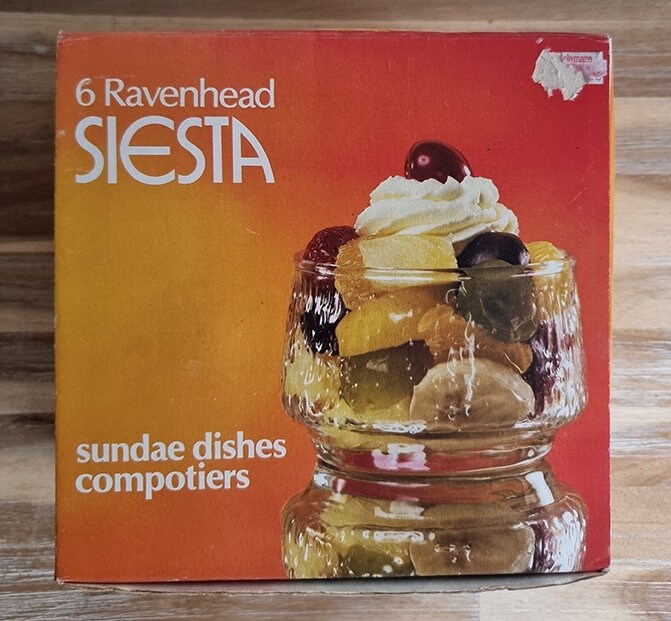 Vintage Ravenhead Siesta Glass Dessert Bowls/Sundae Dishes