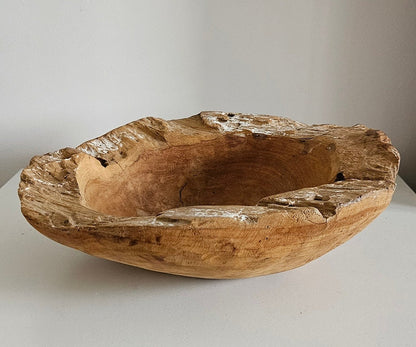 Vintage Rustic Wooden Bowl/Centrepiece