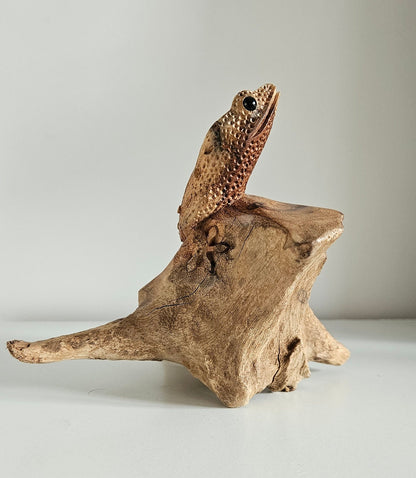 Hand Carved Wooden Gecko Ornament/Sculpture