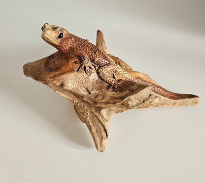 Hand Carved Wooden Gecko Ornament/Sculpture