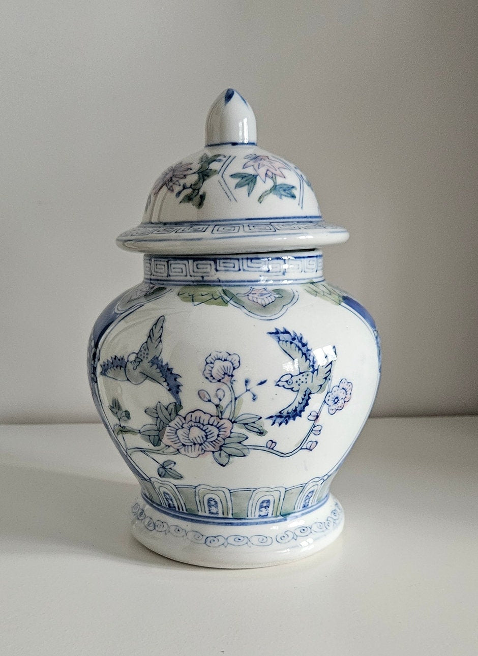 Vintage Chinese Oriental Hand Painted Floral Lidded Vase