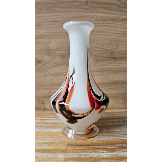 Retro Chinese Swirl Design Glass Vase