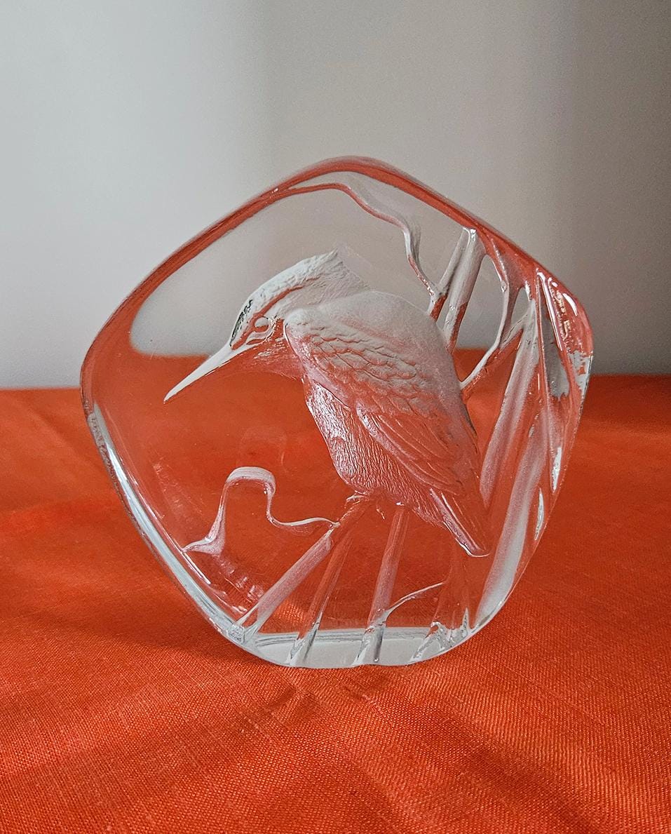 Mats Jonasson Glass Kingfisher Bird Paperweight - Signed