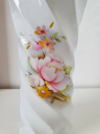 Alba Julia Large Floral Twisted Porcelain Vase