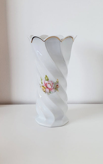 Alba Julia Large Floral Twisted Porcelain Vase