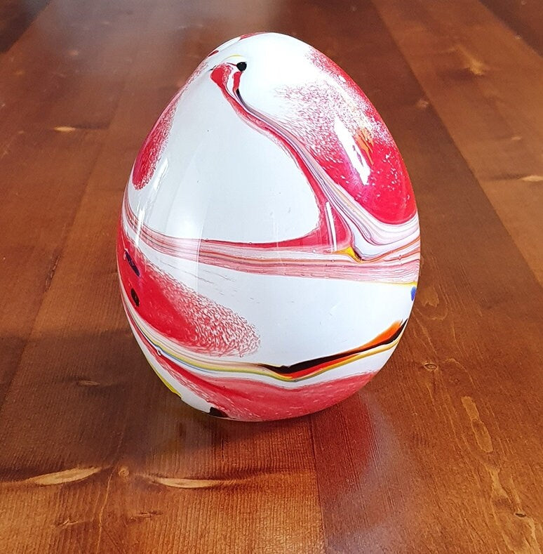 Lovely Vintage Large Egg Shaped Art Glass Paperweight