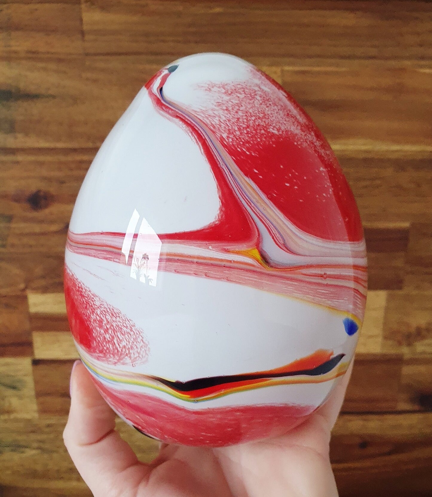 Lovely Vintage Large Egg Shaped Art Glass Paperweight