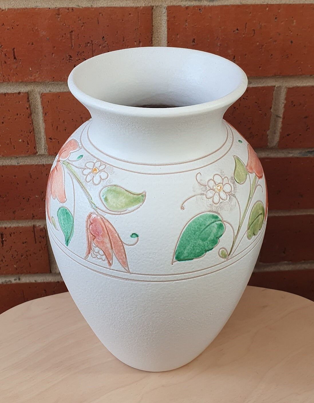 Gorgeous Decorative White Vase In Floral Design