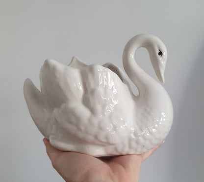 Beautiful Vintage Ceramic Swan Planter