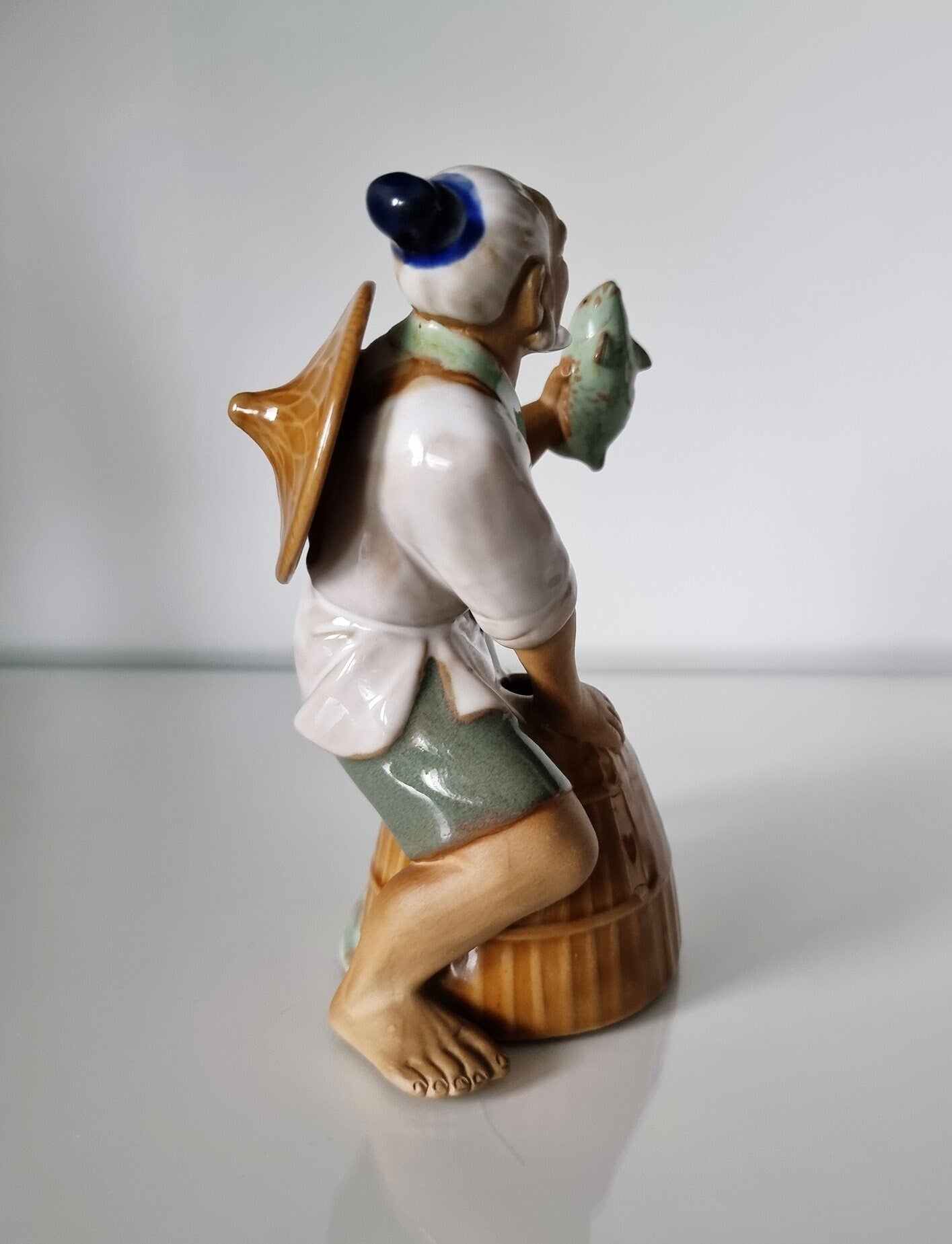 Vintage Shiwan Mudman Fisherman Figurine