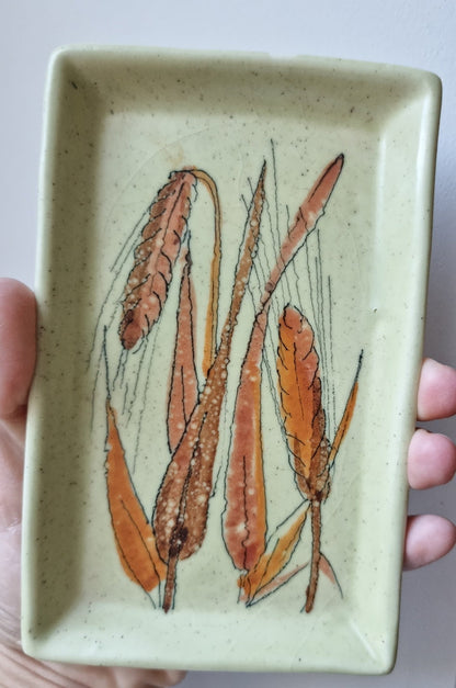 Retro Vintage Hand Painted Wheat Design Trinket Dishes, Small Snack Trays