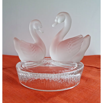 Vintage RCR Royal Crystal Rock Lead Crystal Glass Swans