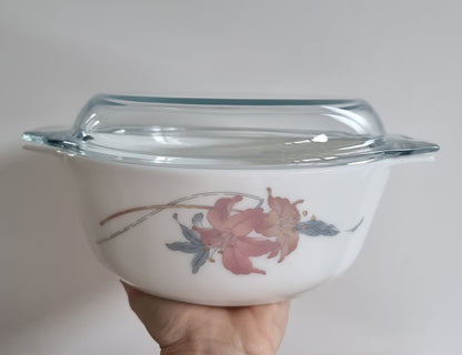 Vintage Pyrex Lily Lilium Casserole Dish With Lid