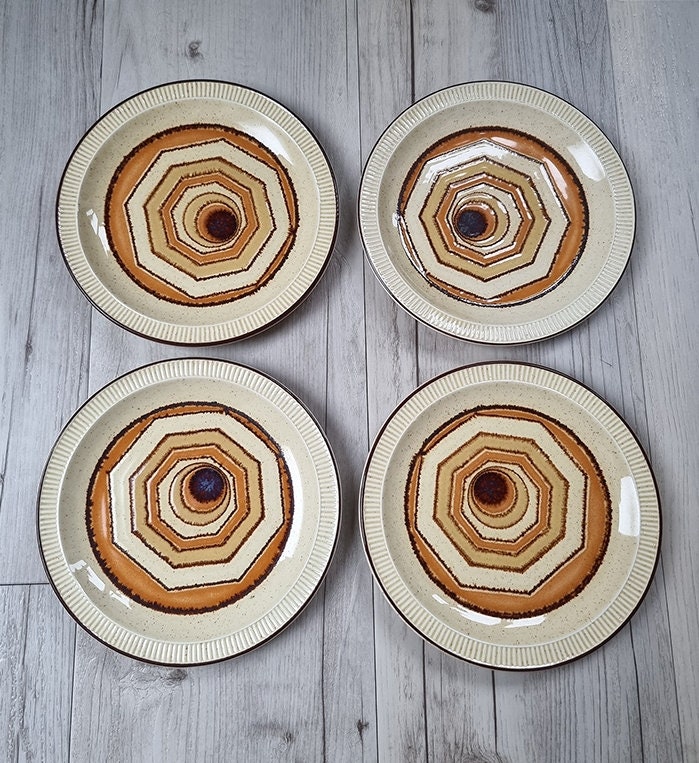 Set Of Four 1970's Poole Pottery Broadstone Vortex Tea Plates/Bread & Butter Plates