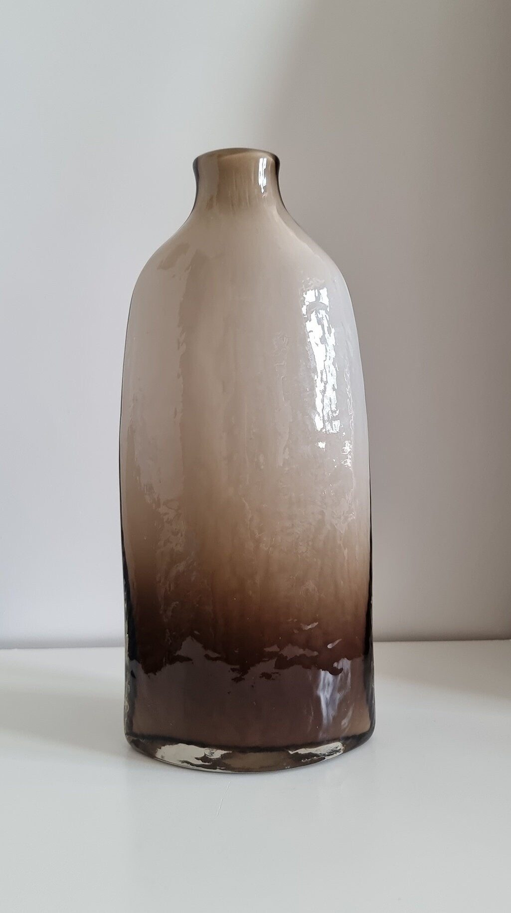 Retro Vintage Ombre Textured Glass Vase