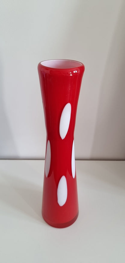 Retro Funky Pop Art Red/White Glass Vase