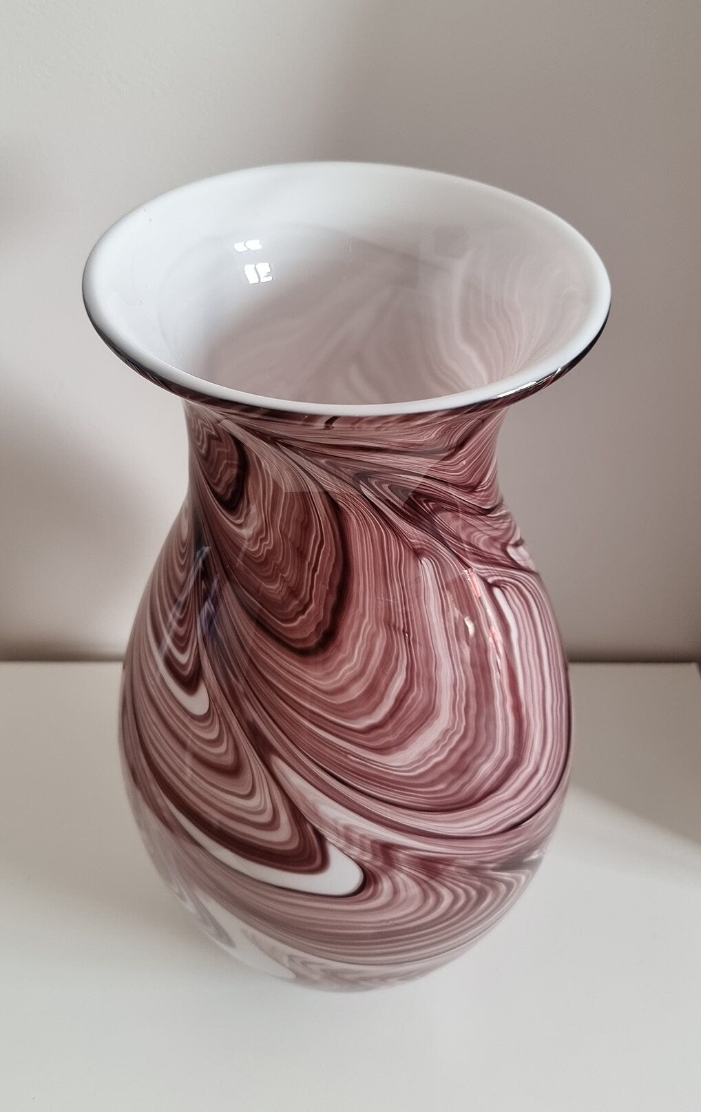 Vintage Maroon & White Wave/Marble Effect Glass Art Vase