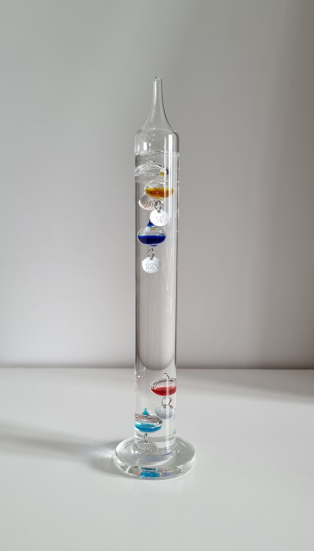 Galileo Glass Thermometer With Multicoloured Floating Balls