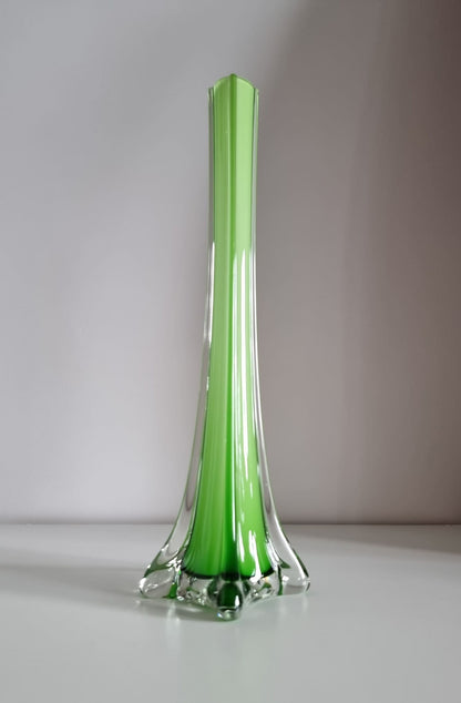 Retro Vintage Green Glass Bud Vase