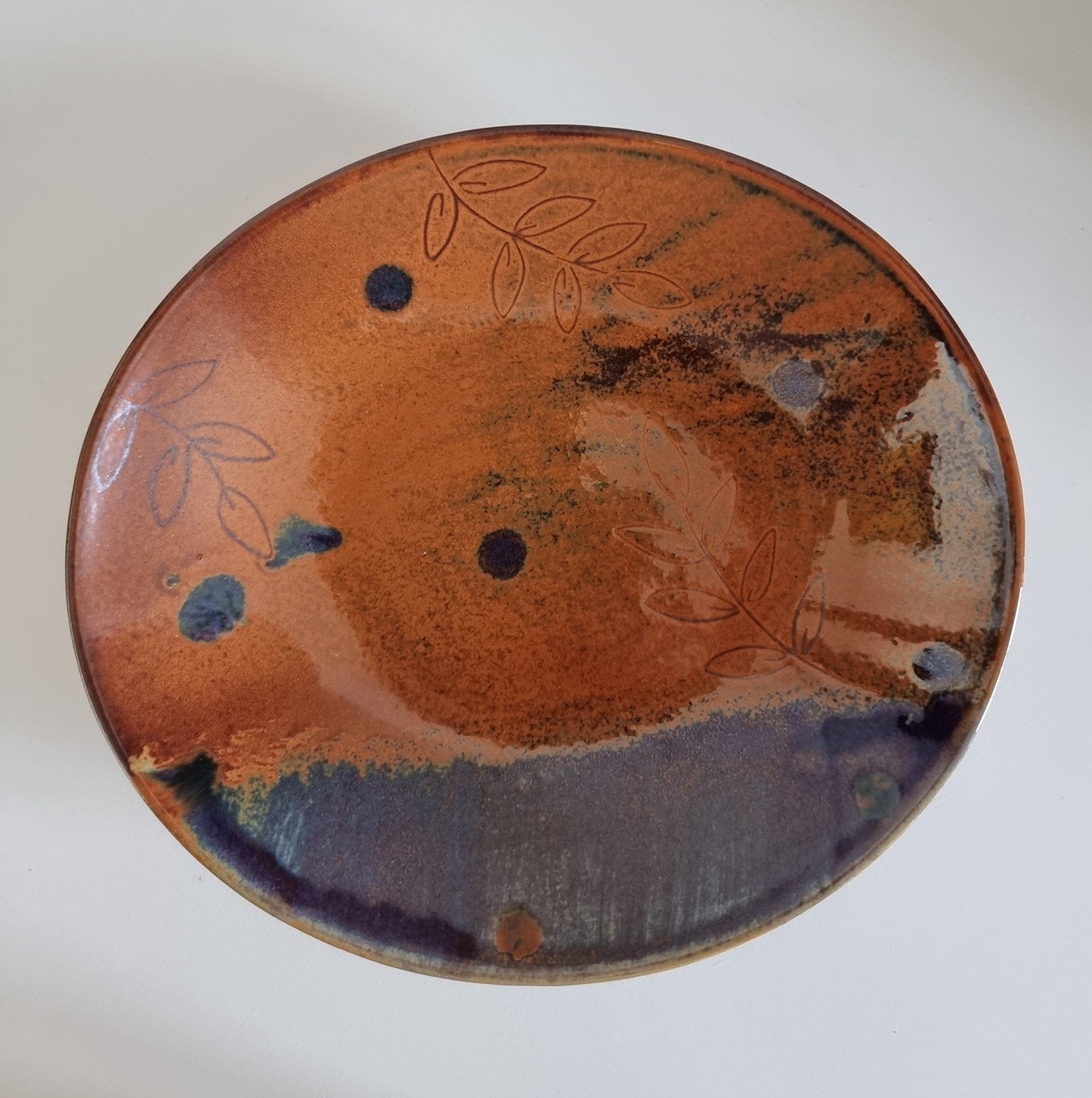 Retro Studio Art Pottery Leaf Design Dish