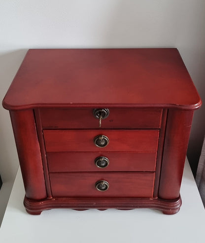 Vintage Large Wooden Locking Jewellery Box/Chest