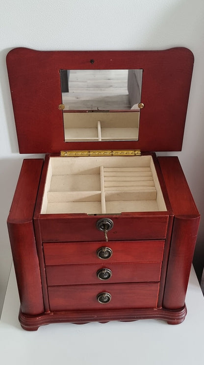 Vintage Large Wooden Locking Jewellery Box/Chest