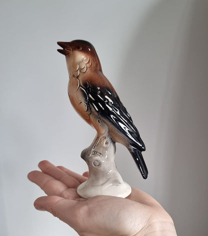 Lovely Vintage Ceramic Bird Figurine