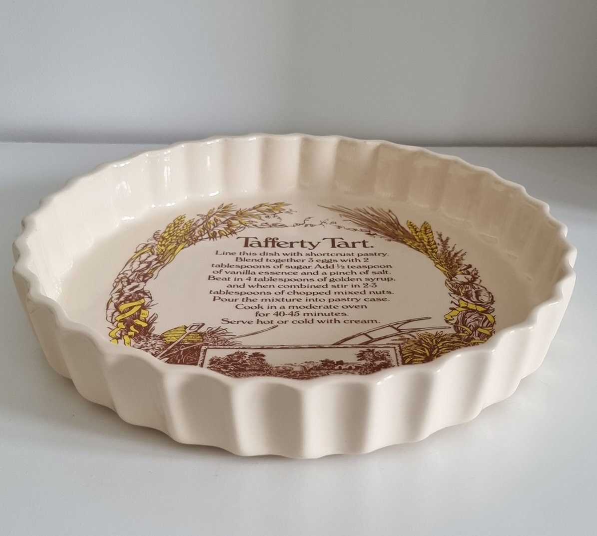 Vintage TG Green 'Epicure' Pie Flan Dish With Tafferty Tart Recipe