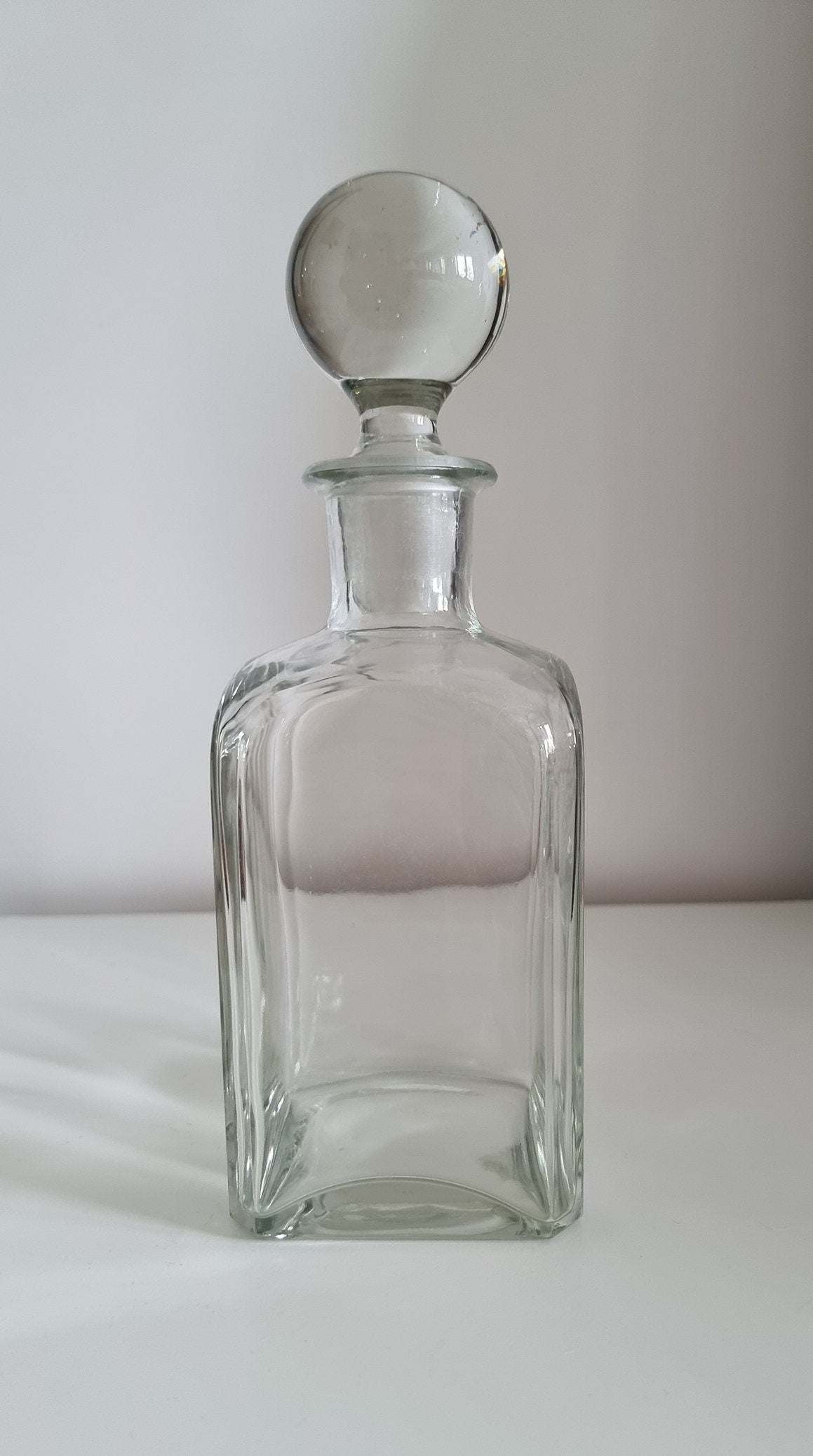 Vintage Glass Decanter With Stopper