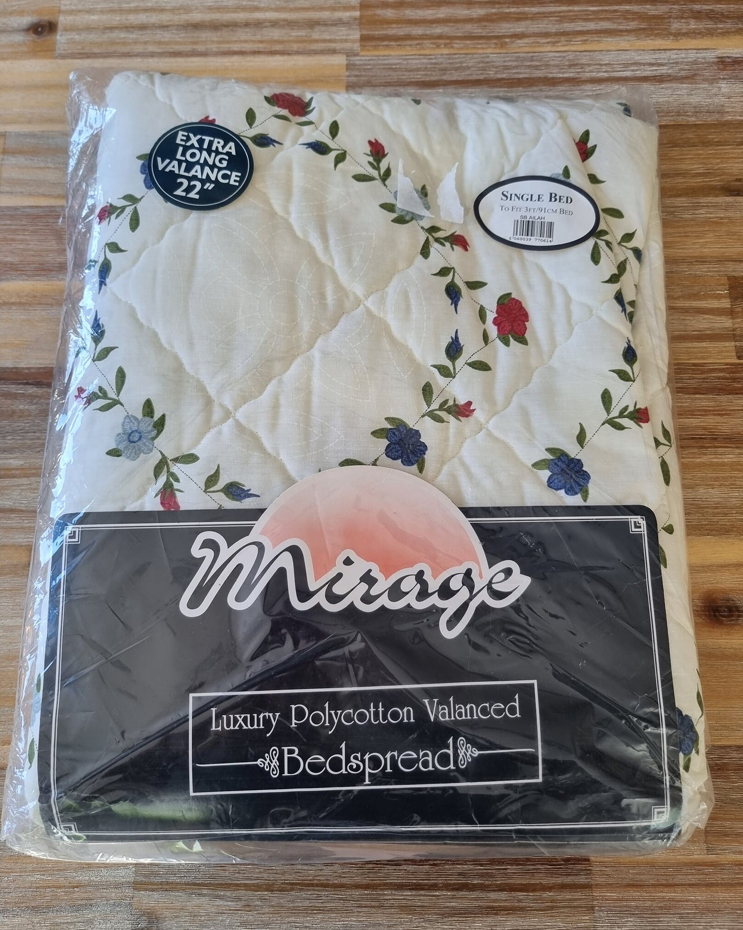 Vintage Mirage Luxury Polycotton Valanced Single Bedspread