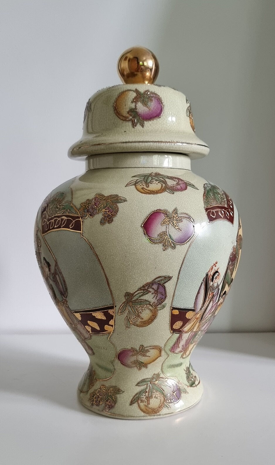 Large Vintage Oriental Hand Painted Lidded Jar Vase