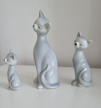 Vintage Set Of Three Mid Century Siamese Cat Figurines