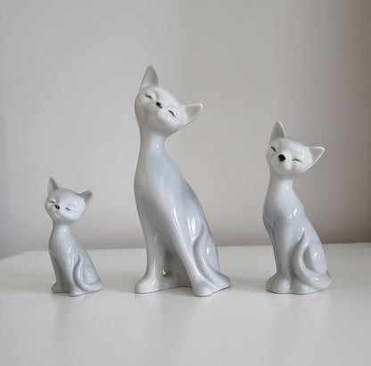 Vintage Set Of Three Mid Century Siamese Cat Figurines