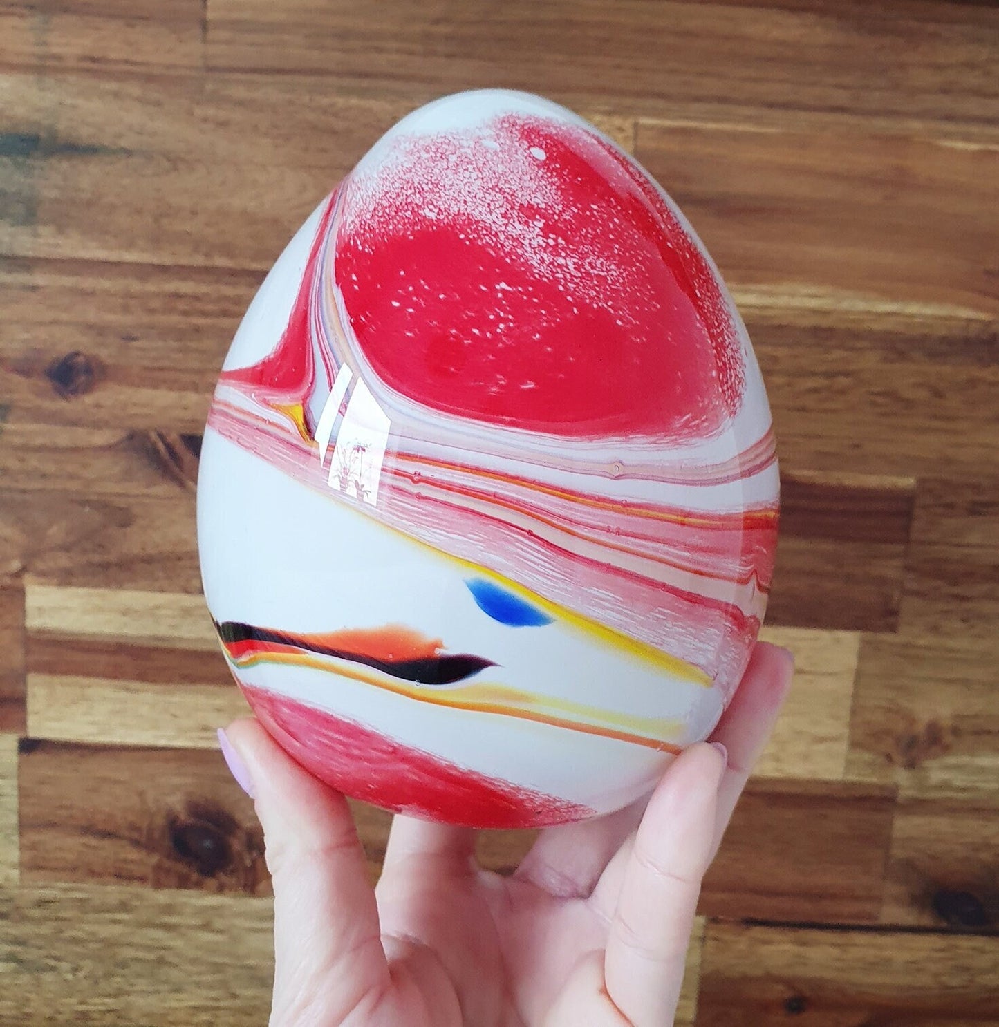 Lovely Vintage Large Egg Shaped Art Glass Paperweight