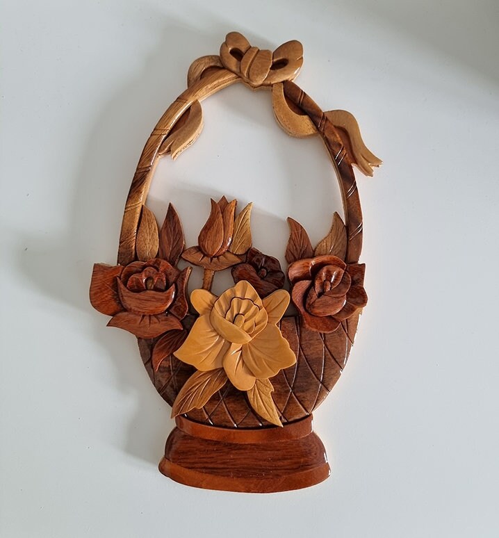 Vintage Wooden Flower Basket Wall Plaque
